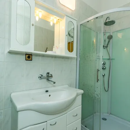 Apartment Punta Royal Pirovac