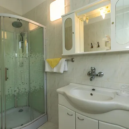 Apartment Punta Royal Pirovac